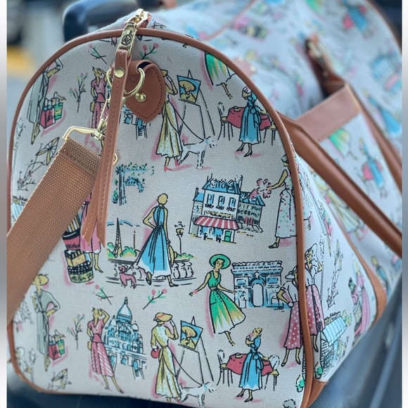 Adrienne Vittadini Print Duffle - Picture 4 of 9